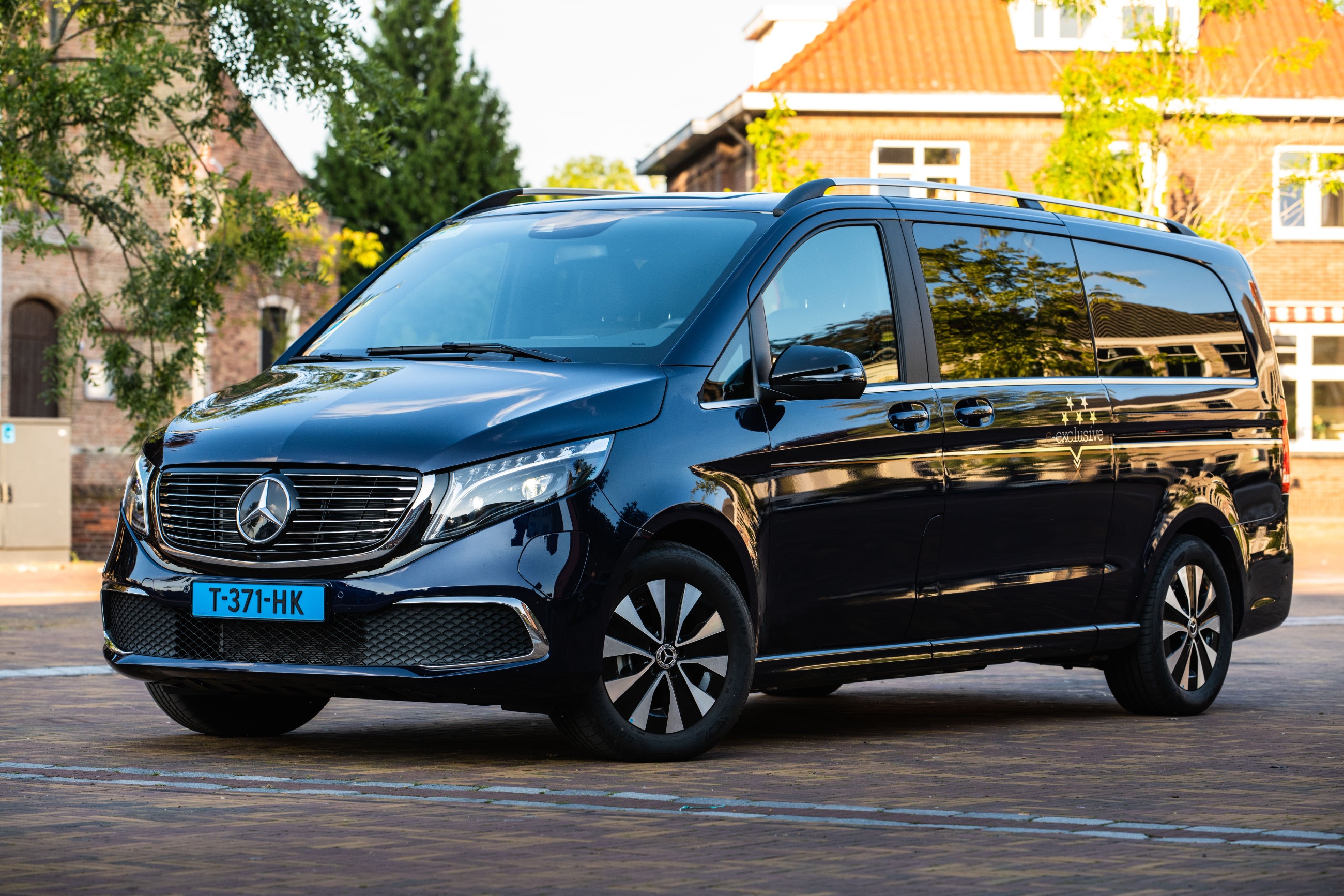 Vipbus Verhuur tot 5 personen
